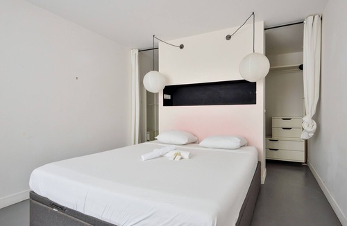 Les Puces de Saint-Ouen House | Maison Limone - Welkeys