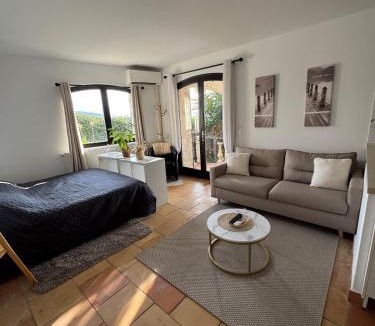 Falicon Apartment | Maison Lou