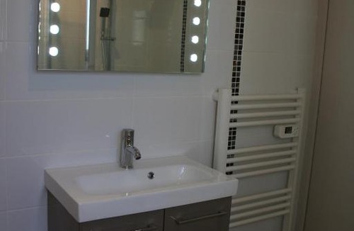 Pignans Apartment | Maison loubiere