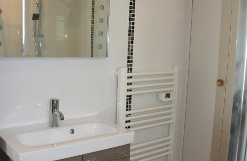 Pignans Apartment | Maison loubiere