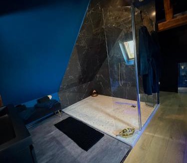 Tours Hotel | Maison love rooms