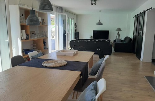 Carcassonne House | Maison lumineuse et agréable pour 6 à 8 personnes