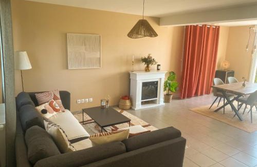 Lion-sur-Mer House | Maison lumineuse, proche plage et nature