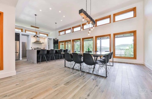Saint Come House | Maison Lux | Luxury chalet with spa by the lake