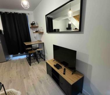 Meral House | Maison Lyloni Méral