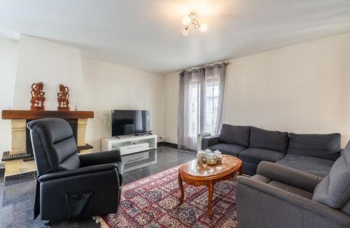 Medis House | Maison Médis