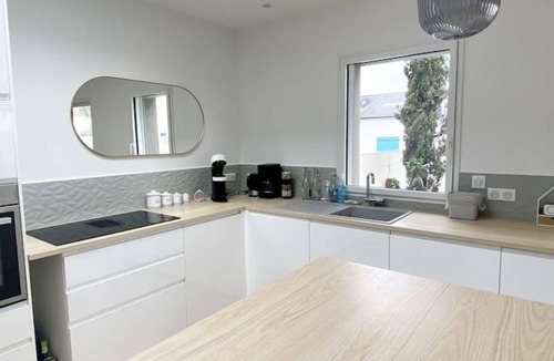 Batz-sur-Mer House | Maison+maisonnette+jardin+cabine Plage Centrale