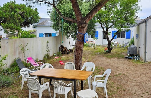 Batz-sur-Mer House | Maison+maisonnette+jardin+cabine Plage Centrale