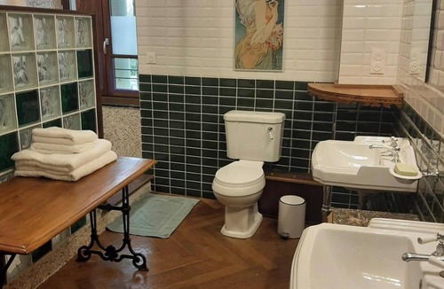 Moux Bed & Breakfast | MAISON MARIE-LOUISE