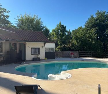 Saint-Jean-Lespinasse House | Maison Marot Bas