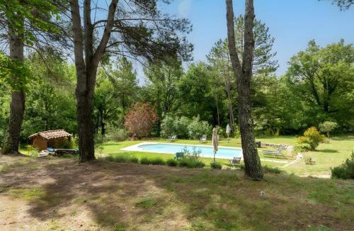 Apt Apartment | Maison Marvic, Studio dans les pins