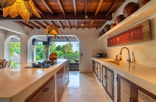 Cemagi Villa | Maison Matisse - 5BR Seseh Beachfront Villa
