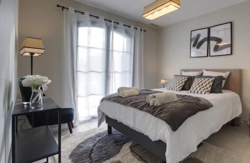 Barbentane Villa | Maison Matisse Summar