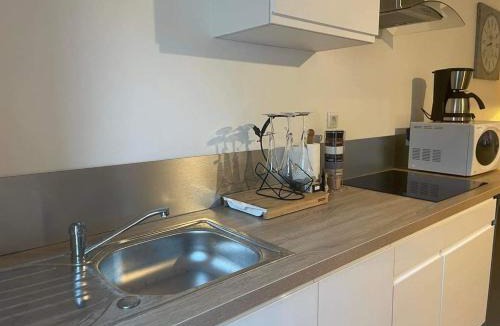 Plouguenast Apartment | Maison Moderne et Confortable centre Bretagne