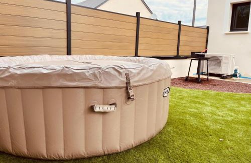 Cerelles House | Maison moderne 3 chambres SPA-jacuzzi mai-septembre