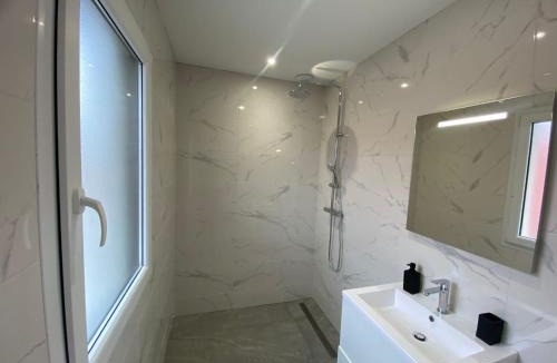 Is-sur-Tille Villa | Maison moderne