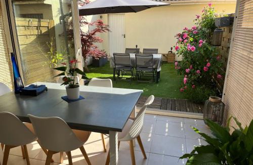 Villeparisis House | Maison moderne proche Paris avec espace jardin