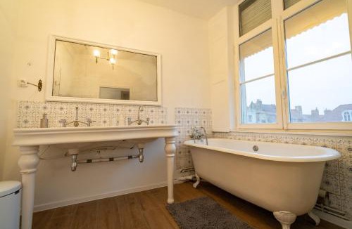 Saint-Omer House | Maison Monsigny