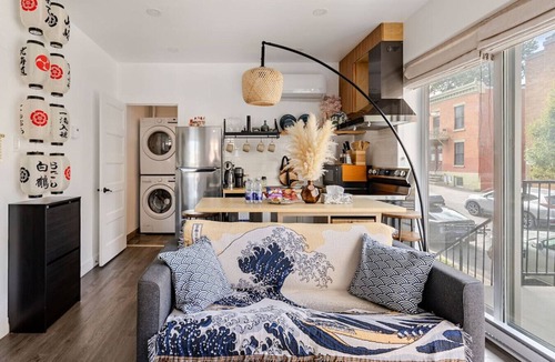 Plateau Mont Royal Apartment | Maison Mosaïque | Japanese 2BR near Leonard Cohen