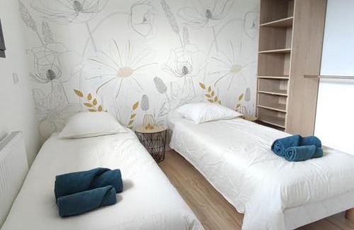 Gonneville-en-Auge House | Maison neuve avec piscine chauffée de mai à septembre à 6 minutes de la plage