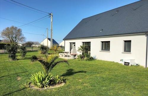 Saint-Germain-sur-Ay House | maison neuve a 1 km de la plage