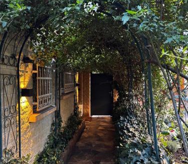 L'Ile-Saint-Denis Villa | Maison Nina, Suite d’exception