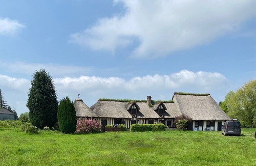 Saint-Pierre-du-Val House | Maison Normande Avec Piscine