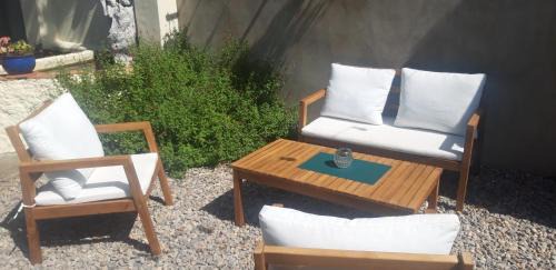 Saint-Nazaire-d'Aude Bed & Breakfast | Maison Occitane