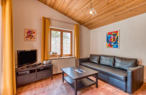 Aspiran House | Maison Orange