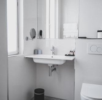 8th Arrondissement Hotel | Maison Orphée