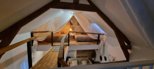 Barnonville House | Maison Oscar & Petrus