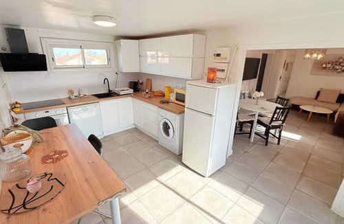 Estanove House | Maison Ovalie – Confort & Sérénité