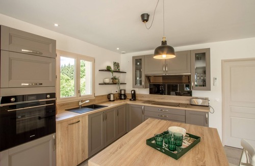 Sarlat-la-Caneda House | Maison Périgourdine, Climatisée, Adaptée Handicapés, Avec Piscine Chauffée
