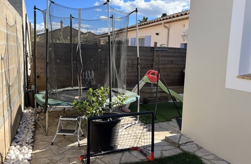 Gallargues-le-Montueux House | Maison Proche Plage