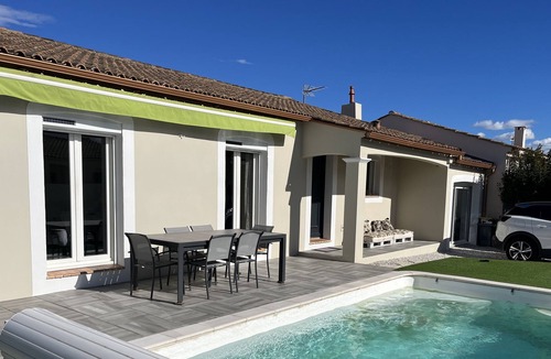 Gallargues-le-Montueux House | Maison Proche Plage