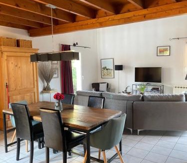 Saint-Gely-du-Fesc Villa | Maison paisible et climatisée proche de Montpellier, mer et rivière Animaux acceptés