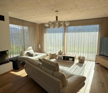 Lens House | Maison Panorama Alpes Suisses & Sauna