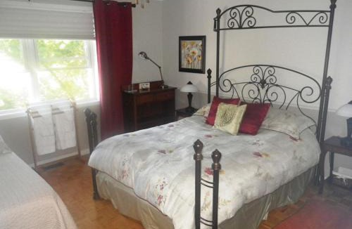 Trois-Rivieres Ouest Bed & Breakfast | Maison Parc Delormier