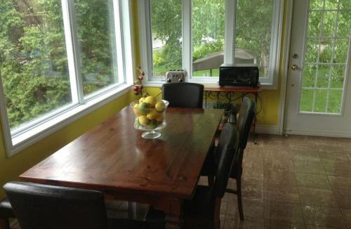 Trois-Rivieres Ouest Bed & Breakfast | Maison Parc Delormier