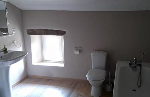 Castelnau-de-Montmiral Bed & Breakfast | maison pechauzi