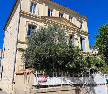 Cuxac-dʼAude Bed & Breakfast | Maison Pelissier Bed and Breakfast with swemming pool