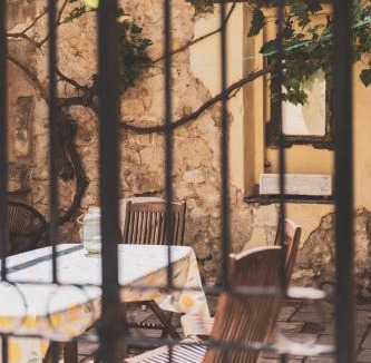 Cuxac-dʼAude Bed & Breakfast | Maison Pelissier - Chambres d’hôtes avec piscine