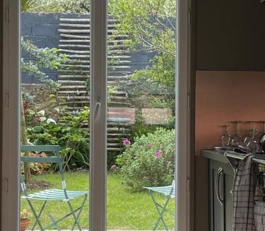 Saint-Pol-de-Leon House | Maison plages & centre à pieds - proche GR34