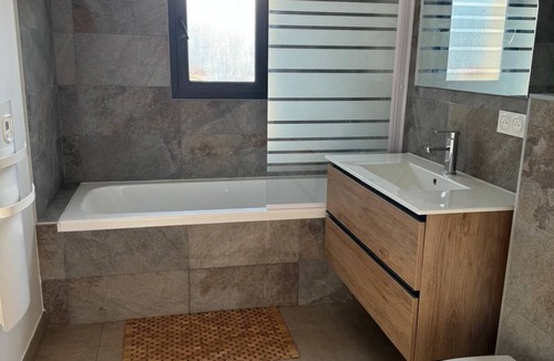 Espira de l'Agly House | Maison Plain-pied Spacieuse et Calme