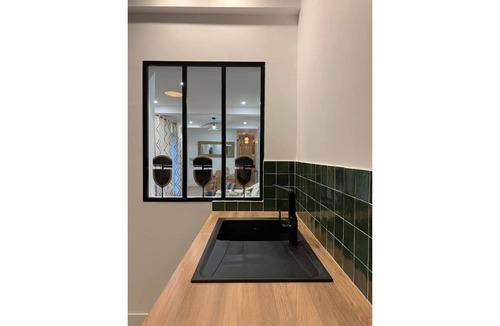 Troyes House | Maison Porte du Bouchon: Private Jacuzzi SPA!