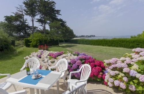 Saint-Pierre-Quiberon House | Maison Poul by Interhome