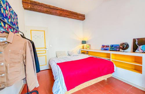 Le Pouget Apartment | Maison pour 4 personnes avec terrasse