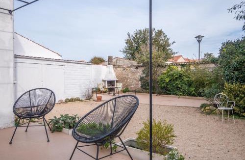 Jard-sur-Mer House | Maison pour 6 - Jardin - 950m de la plage