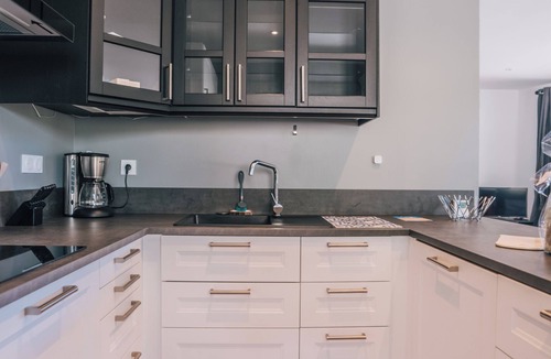 Sabran House | Maison Pour 6 Personnes au Cœur des Vignes