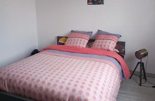 Aigne Bed & Breakfast | Maison pour location de chambre circuit 24H et GP